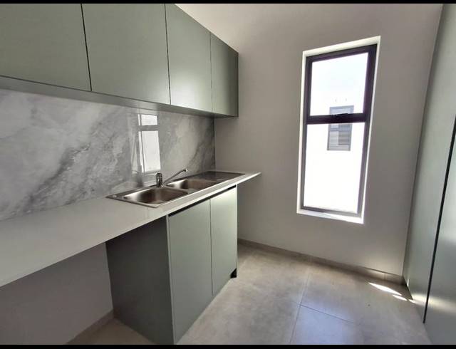 2 BEDROOM HOUSE FOR SALE IN BRITANNIA BAY